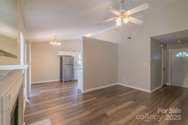 4213 Rosy Mound Lane, Charlotte, NC 28216