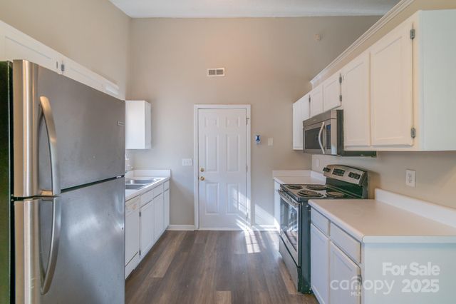 4213 Rosy Mound Lane, Charlotte, NC 28216