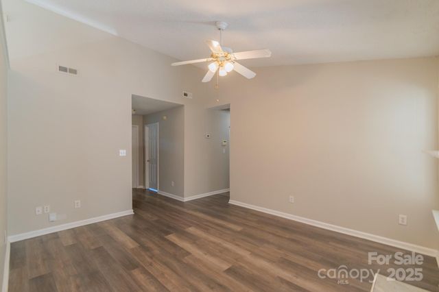 4213 Rosy Mound Lane, Charlotte, NC 28216