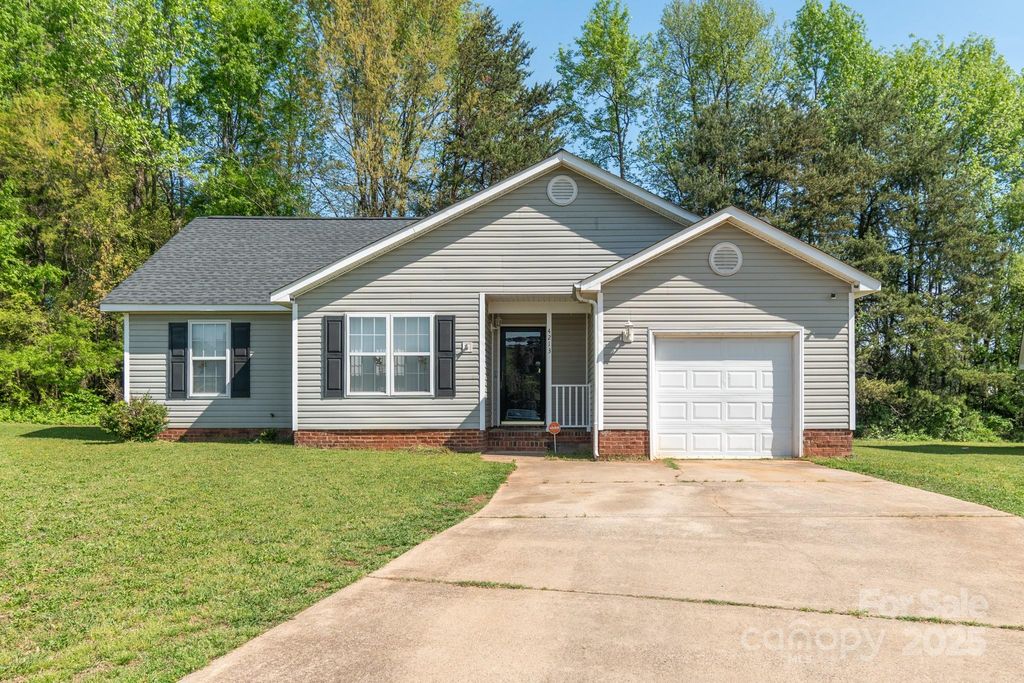 4213 Rosy Mound Lane, Charlotte, NC 28216