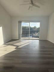 100 Crestwood Ct Court N, Royal Palm Beach, FL 33411