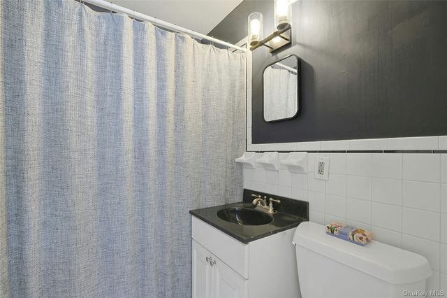 68 E Hartsdale Avenue 4J, Hartsdale, NY 10530