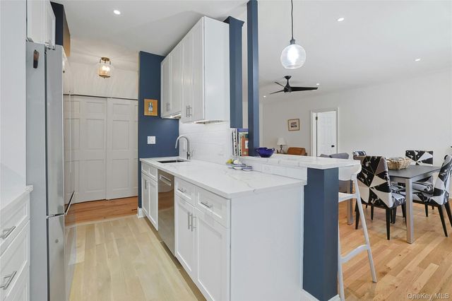 68 E Hartsdale Avenue 4J, Hartsdale, NY 10530