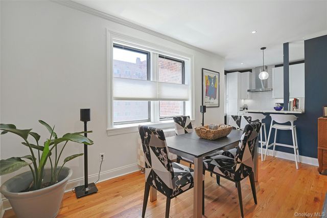 68 E Hartsdale Avenue 4J, Hartsdale, NY 10530