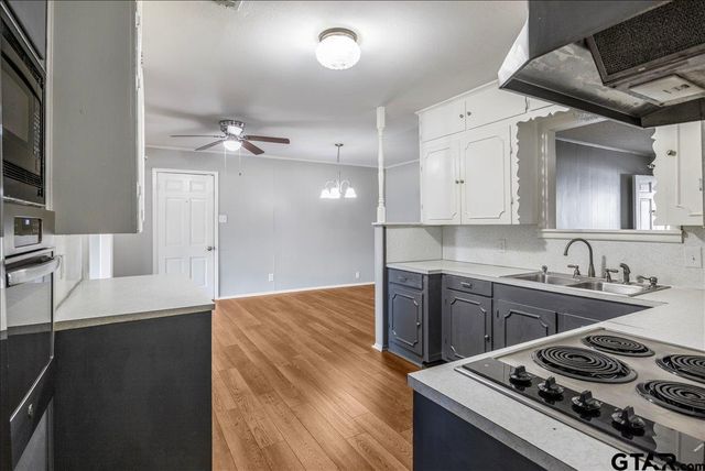 834 S Tipton Ave, Tyler, TX 75701