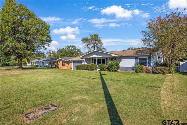 834 S Tipton Ave, Tyler, TX 75701