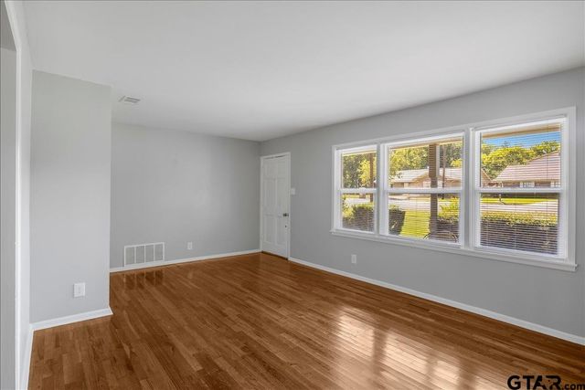 834 S Tipton Ave, Tyler, TX 75701