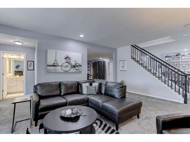 9823 Firestone Cir, Lone Tree, CO 80124
