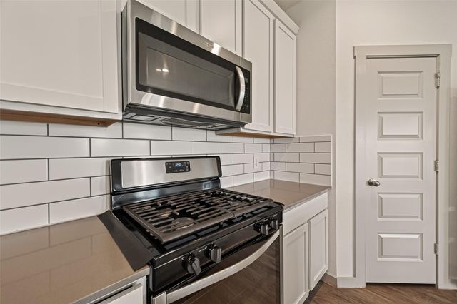 6903 Green Embers Lane, Richmond, TX 77469