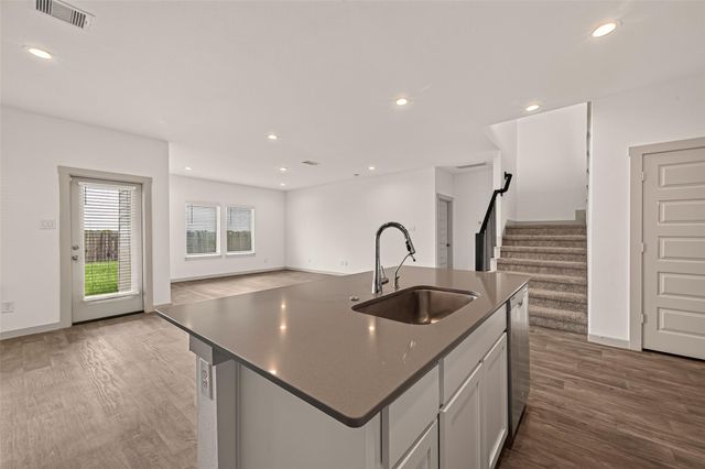 6903 Green Embers Lane, Richmond, TX 77469