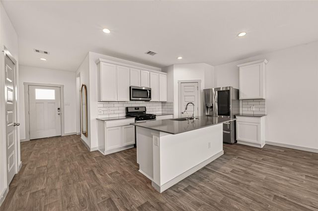 6903 Green Embers Lane, Richmond, TX 77469