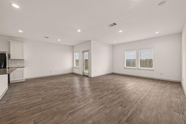6903 Green Embers Lane, Richmond, TX 77469