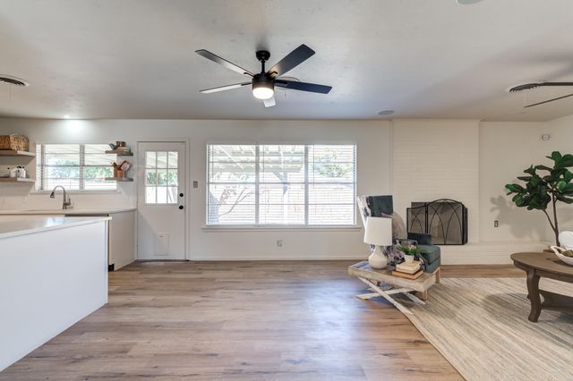 5426 42nd Street, Lubbock, TX 79414