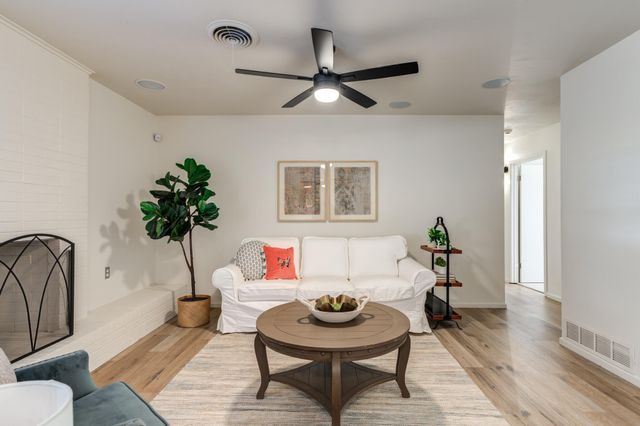 5426 42nd Street, Lubbock, TX 79414