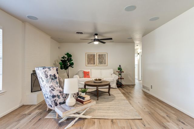 5426 42nd Street, Lubbock, TX 79414