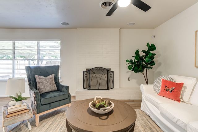 5426 42nd Street, Lubbock, TX 79414