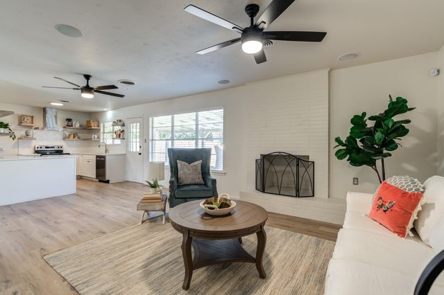 5426 42nd Street, Lubbock, TX 79414