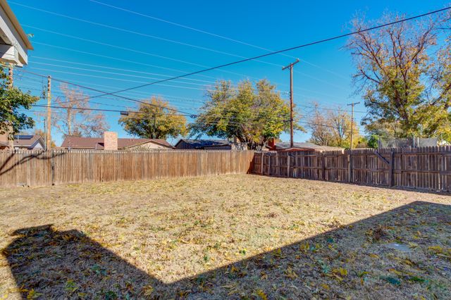 5426 42nd Street, Lubbock, TX 79414