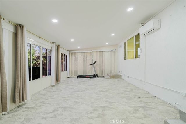 9863 Houghton Avenue, Santa Fe Springs, CA 90670