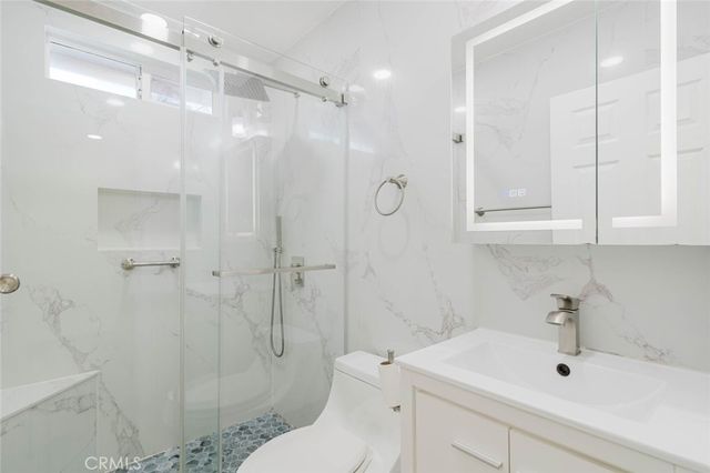9863 Houghton Avenue, Santa Fe Springs, CA 90670