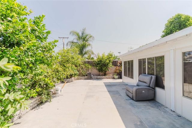 9863 Houghton Avenue, Santa Fe Springs, CA 90670
