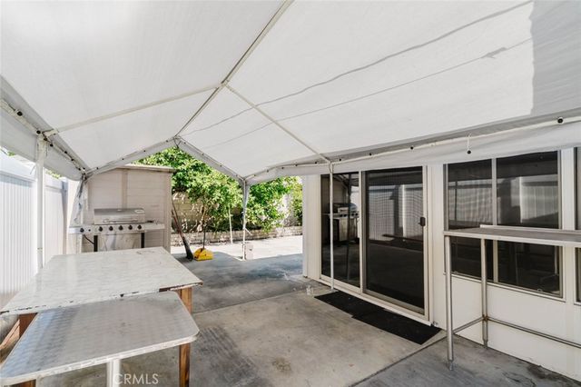 9863 Houghton Avenue, Santa Fe Springs, CA 90670