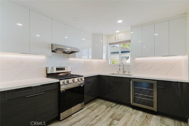 9863 Houghton Avenue, Santa Fe Springs, CA 90670