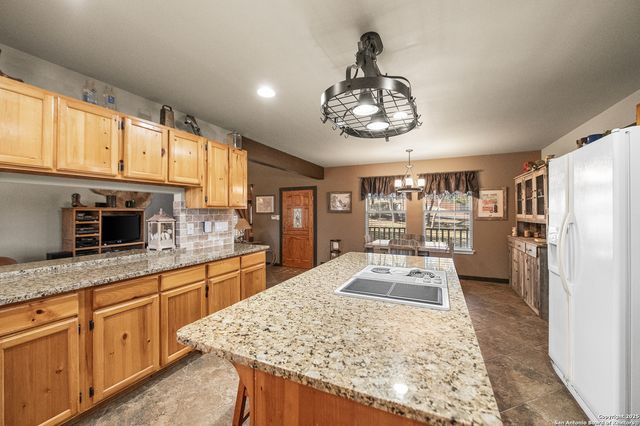 26371 Dull Knife, San Antonio, TX 78255