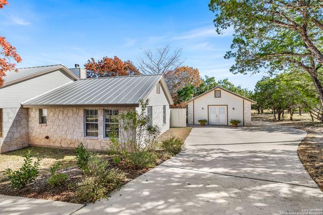 26371 Dull Knife, San Antonio, TX 78255