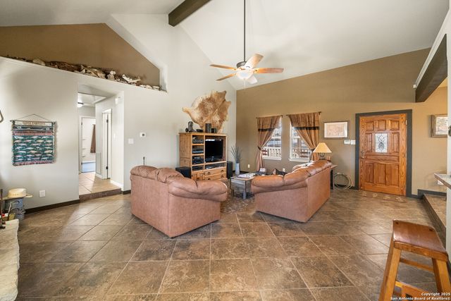 26371 Dull Knife, San Antonio, TX 78255