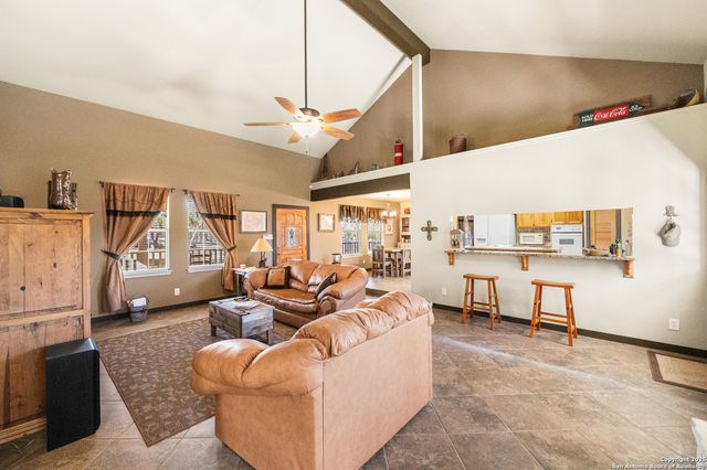 26371 Dull Knife, San Antonio, TX 78255