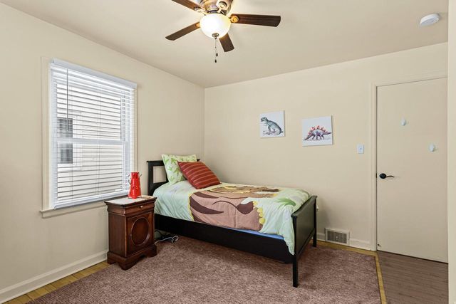 911 Harvey AVENUE, Watertown, WI 53094