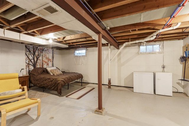 911 Harvey AVENUE, Watertown, WI 53094