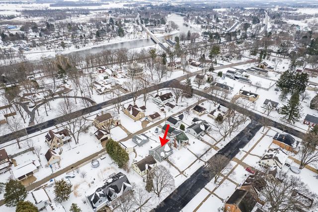 911 Harvey AVENUE, Watertown, WI 53094