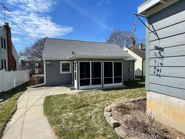 911 Harvey AVENUE, Watertown, WI 53094