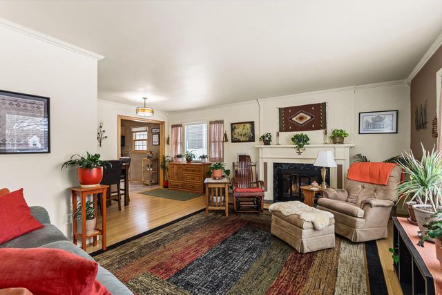 911 Harvey AVENUE, Watertown, WI 53094