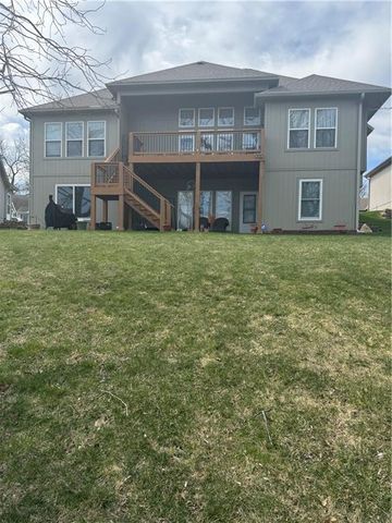 1640 N Hunter Drive, Olathe, KS 66061