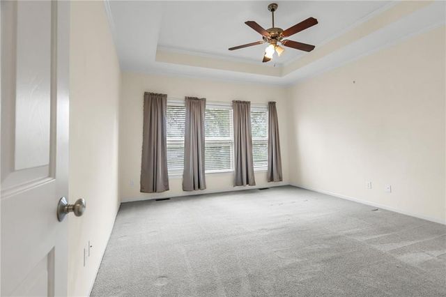 1640 N Hunter Drive, Olathe, KS 66061