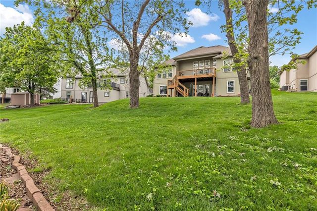 1640 N Hunter Drive, Olathe, KS 66061