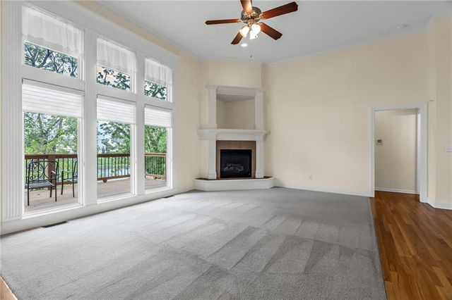 1640 N Hunter Drive, Olathe, KS 66061