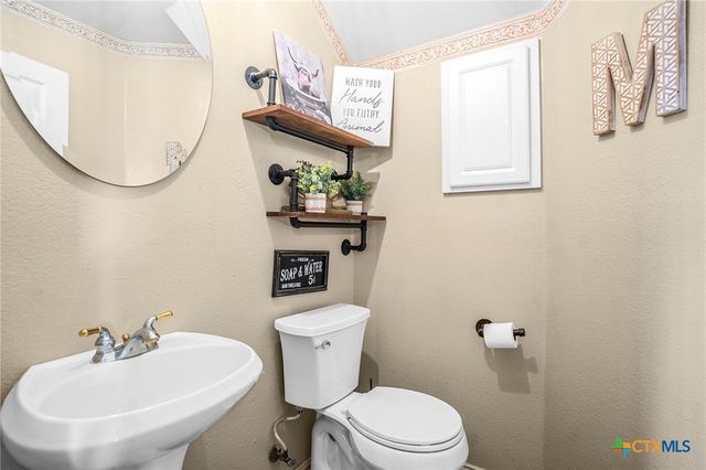 50106 Ironhorse Trail, Georgetown, TX 78626