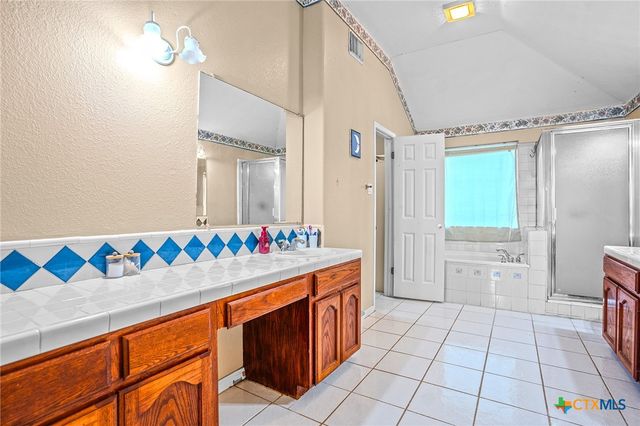 50106 Ironhorse Trail, Georgetown, TX 78626