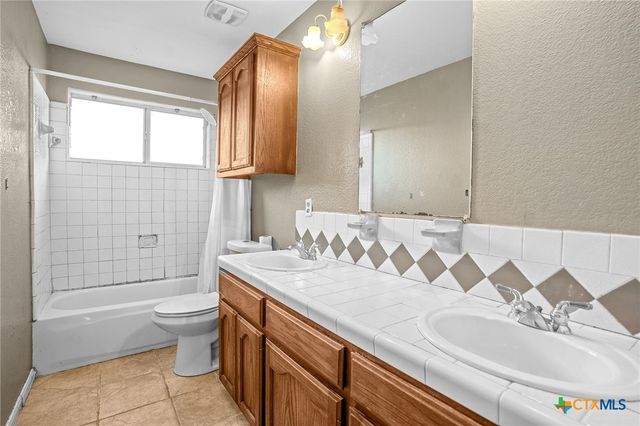 50106 Ironhorse Trail, Georgetown, TX 78626