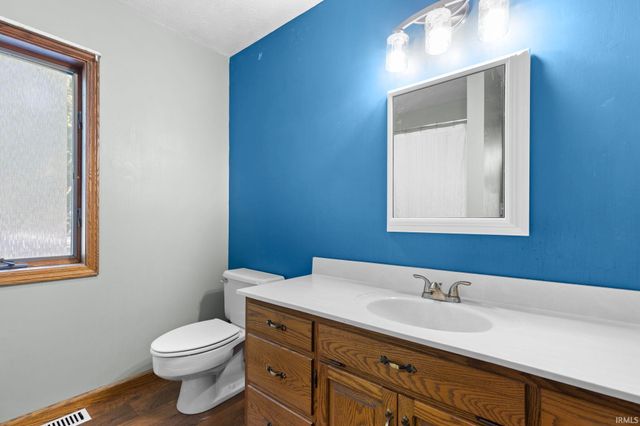 21908 Shirley Drive, Goshen, IN 46526