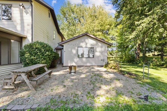 21908 Shirley Drive, Goshen, IN 46526