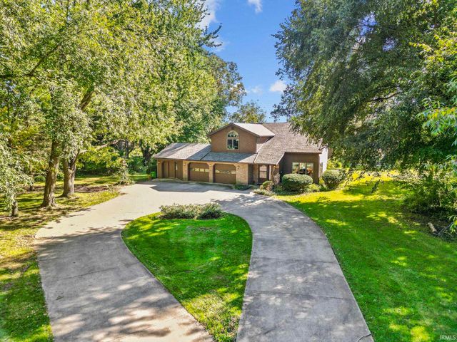 21908 Shirley Drive, Goshen, IN 46526