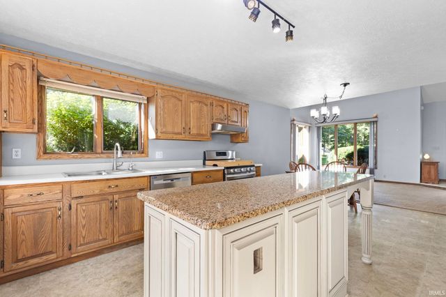 21908 Shirley Drive, Goshen, IN 46526