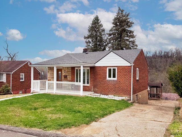 260 Creston Drive, West Mifflin, PA 15122