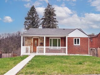 260 Creston Drive, West Mifflin, PA 15122