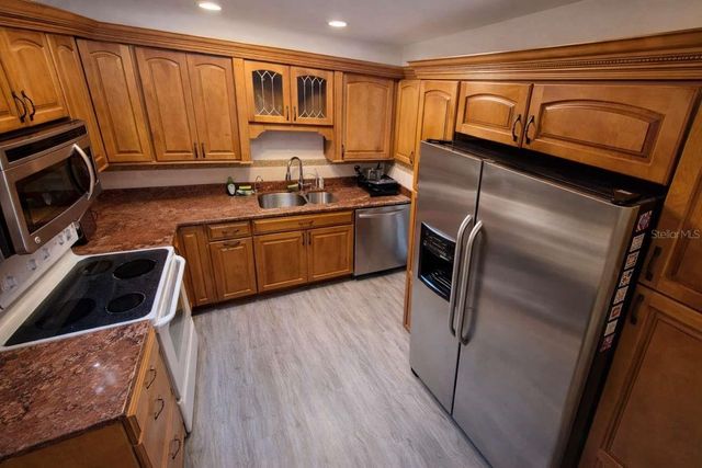 5116 E 122ND AVENUE, Temple Terrace, FL 33617